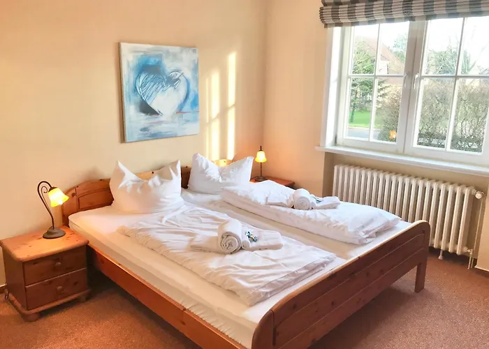 Haus Heike Whg Eg Apartament Utersum